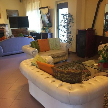 Hotel La Lucciola Кианчано Терме Екстериор снимка