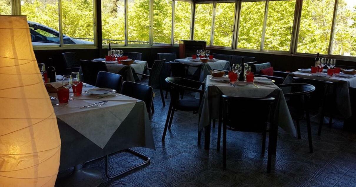 Hotel La Lucciola Кианчано Терме Екстериор снимка