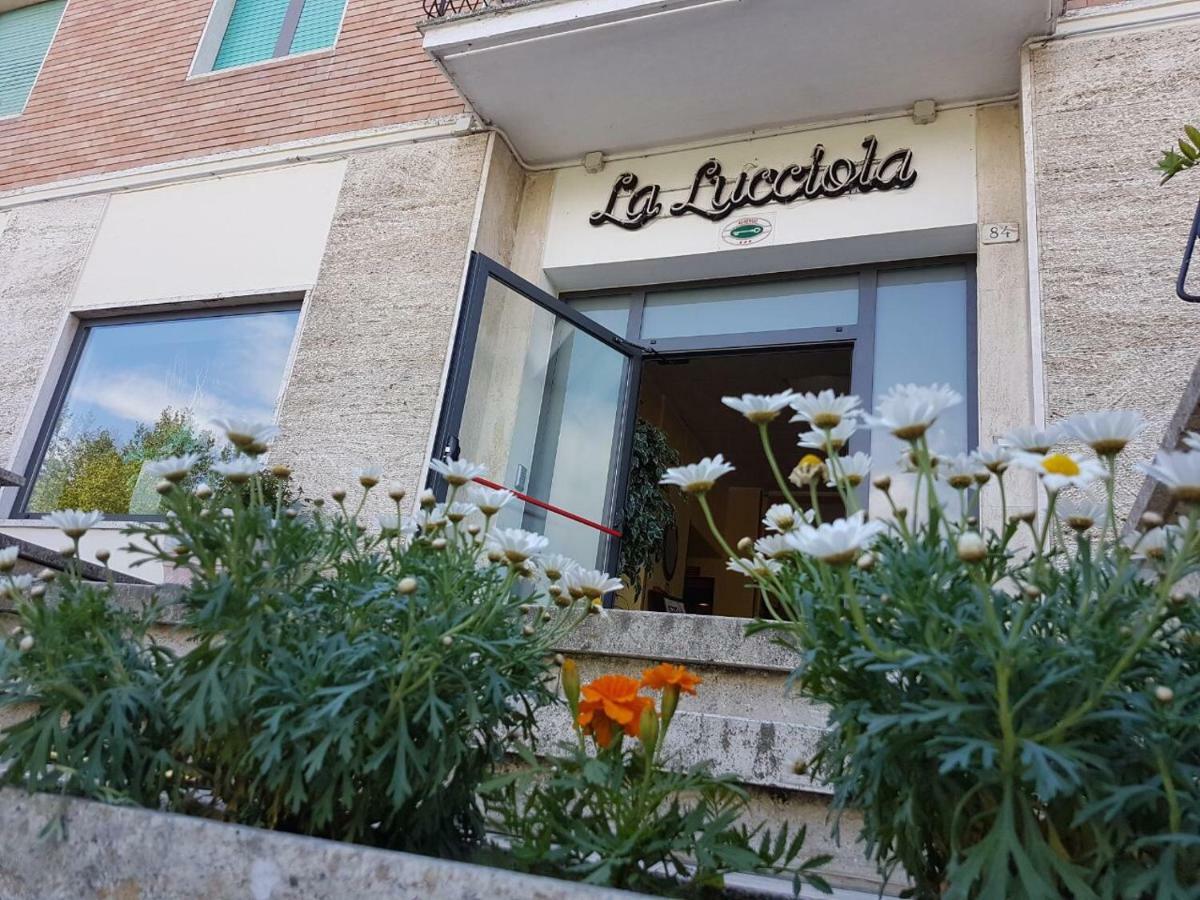 Hotel La Lucciola Кианчано Терме Екстериор снимка