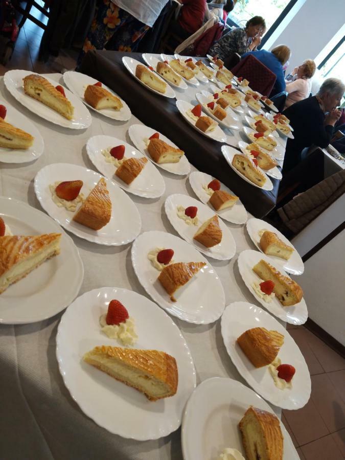 Hotel La Lucciola Кианчано Терме Екстериор снимка